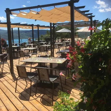 Hotel Le 10 18 Restaurant *
