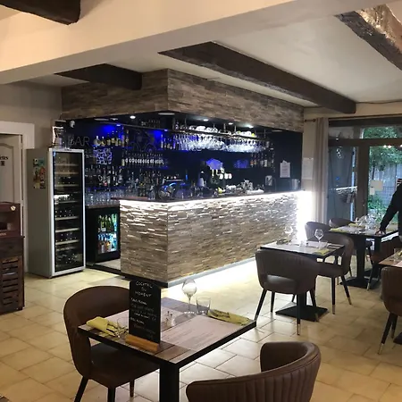 호텔 Le 10 18 Restaurant 생트크루아드베르동