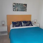 Du Castellas *