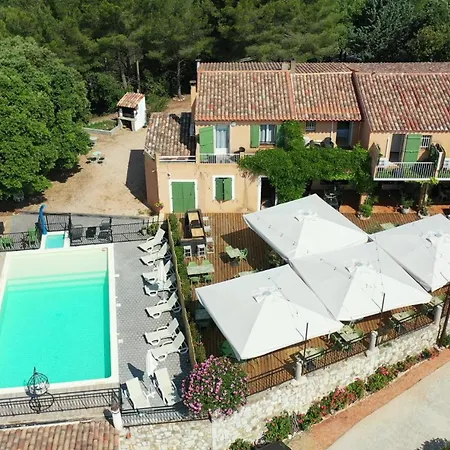 Le 10 18 Restaurant Hotel