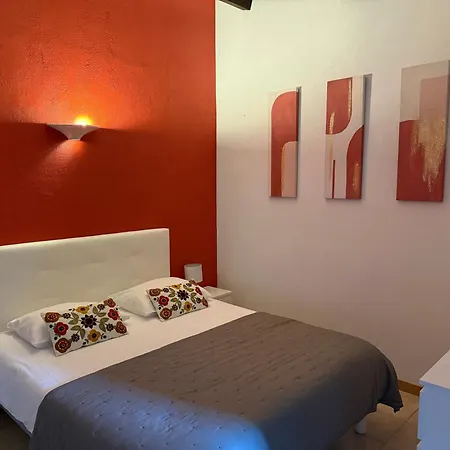 Le 10 18 Restaurant 호텔 생트크루아드베르동